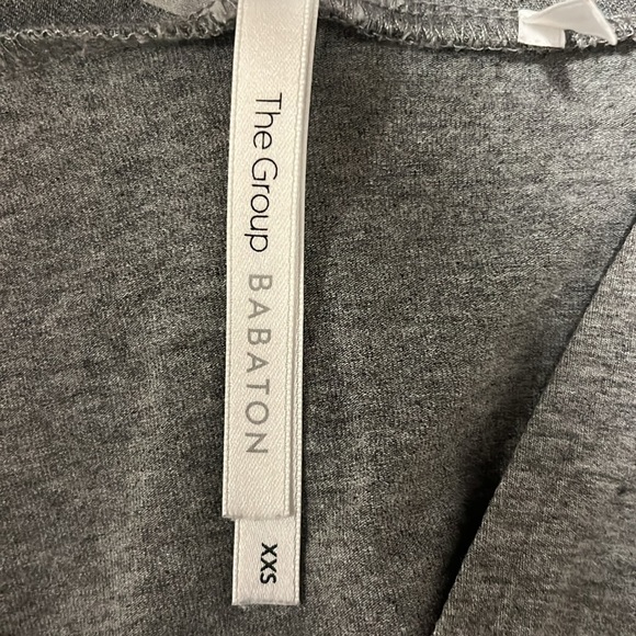 The Group Babaton Long Sleeve V-Neck Tee - Picture 12 of 13